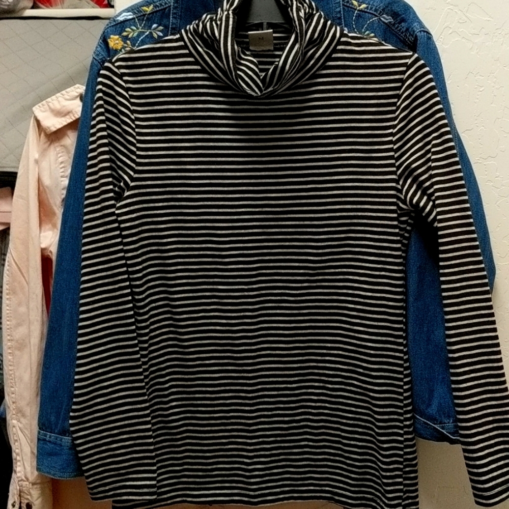 Bv cotton top comfy and soft size m like m